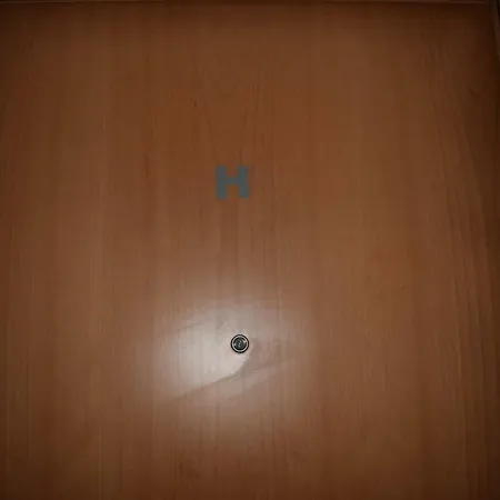 T2 | Galeoes | アパート *