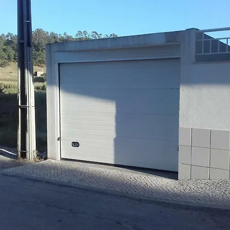 T2 | Galeoes | アパート